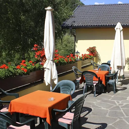 Hotell Bundschen 2*